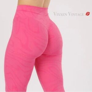 PARAGON RECSTRETCH 'DESB HIGH FLOW SCULPTSEAM PLUS LEGGINGS' IN DISCO